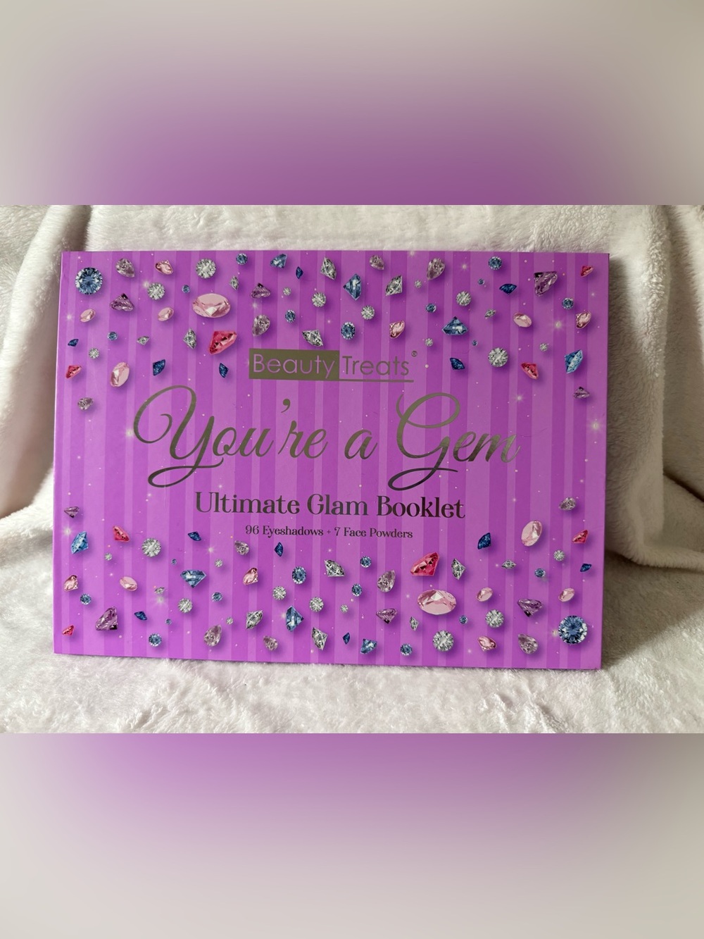 Beauty Treats You're a Gem Ultimate Glam Booklet - Purple